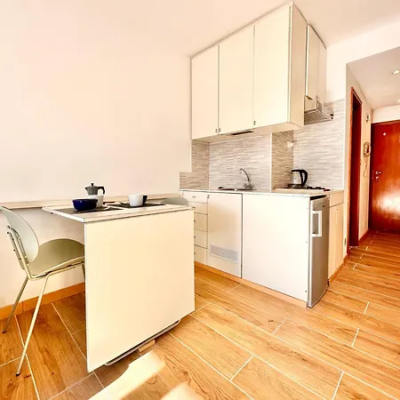 Hostdomus - La Tana Della Marmotta Apartment Sestriere